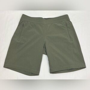 KUHL WOMEN'S FREEFLEX SHORT 8" INSEAM - DARK MOSS